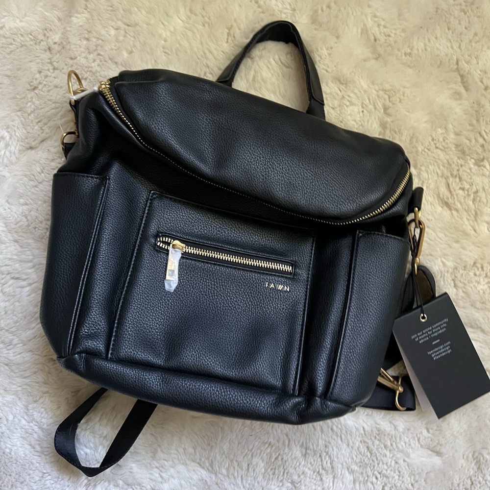 BRAND NEW FAWN mini diaper bag NWT!! 🤍💕